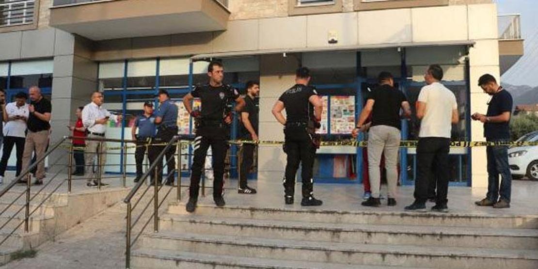 Boşanma aşamasındaki eşini katletti Dehşete düşüren olayın detayları ortaya çıktı