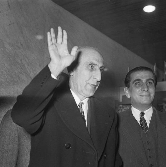 İngiltereden darbe itirafı: Musaddıkı devirmek hataydı