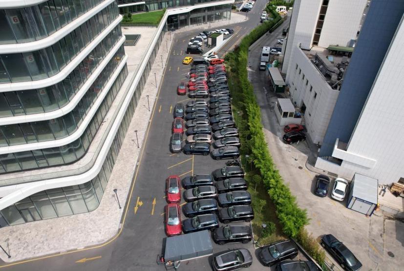 Togg otopark Teslimat için bekliyorlar