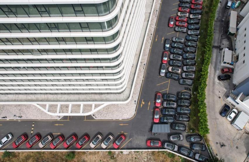 Togg otopark Teslimat için bekliyorlar