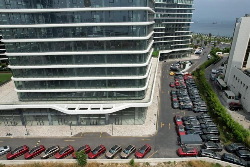Togg otopark Teslimat için bekliyorlar