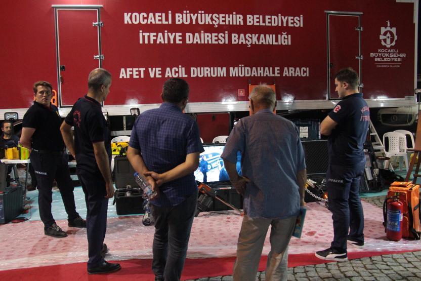 17 Ağustos depreminin 24üncü yılında anma töreni düzenlendi