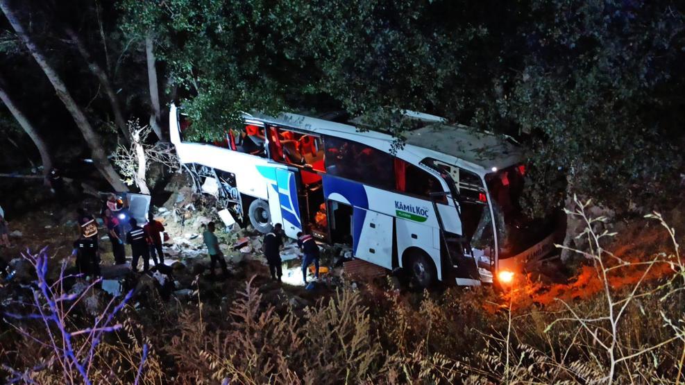 Son dakika haberi: Yozgatta yolcu otobüsü şarampole uçtu: 12 ölü, 20 yaralı