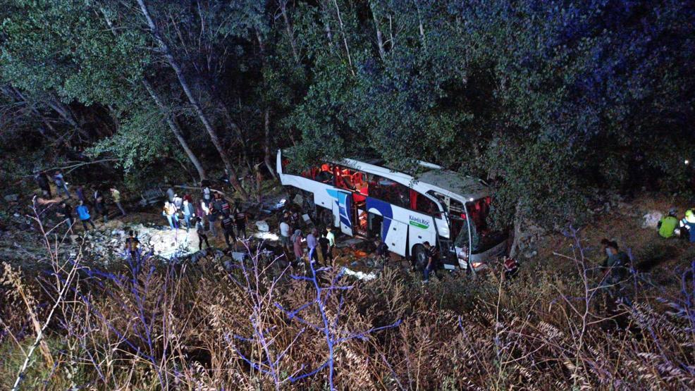 Son dakika haberi: Yozgatta yolcu otobüsü şarampole uçtu: 12 ölü, 20 yaralı