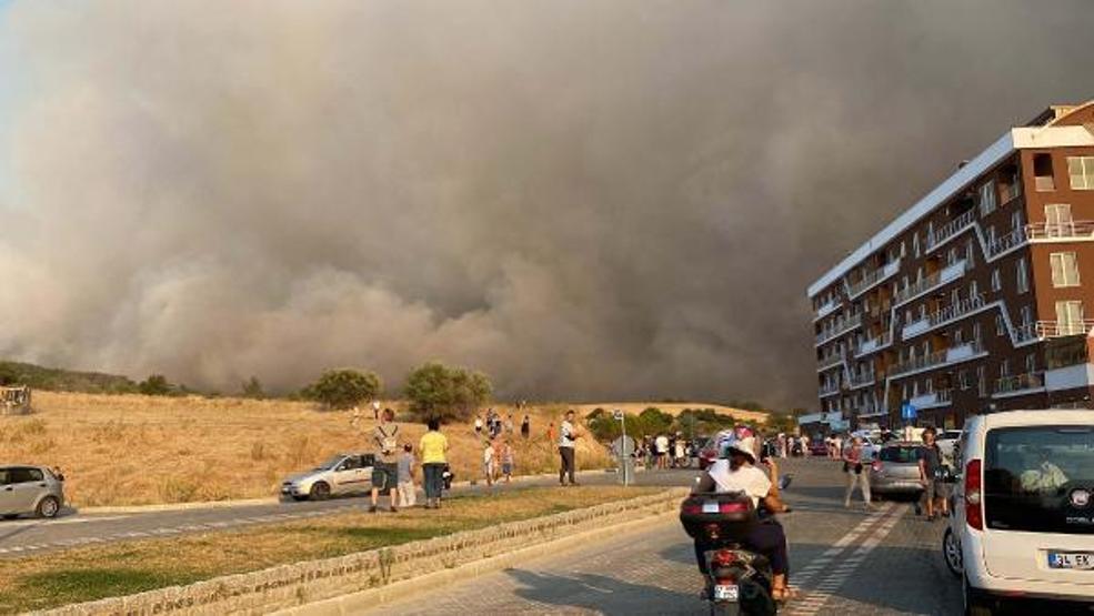 Çanakkalede orman yangını: Savaş tablosu gibiydi
