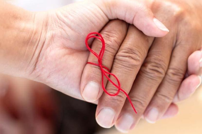 Alzheimerın ilk sinyallerinden biri Uzman isim Alzheimer hastalığının belirtilerini tek tek anlattı