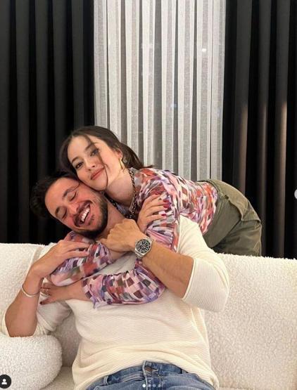 Pelin Akilin eşi Anıl Altan, takipçisinin yaptığı yoruma sinirlendi