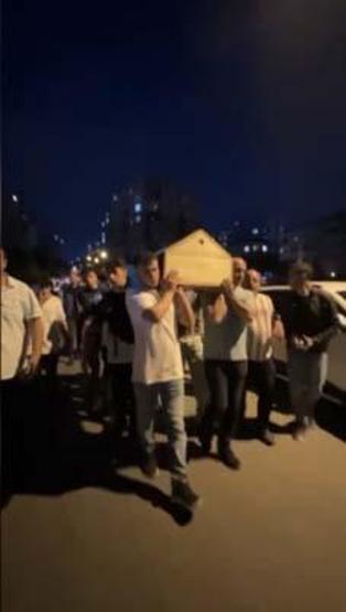 Berberdeki sıra tartışmasında yediği yumrukla öldü
