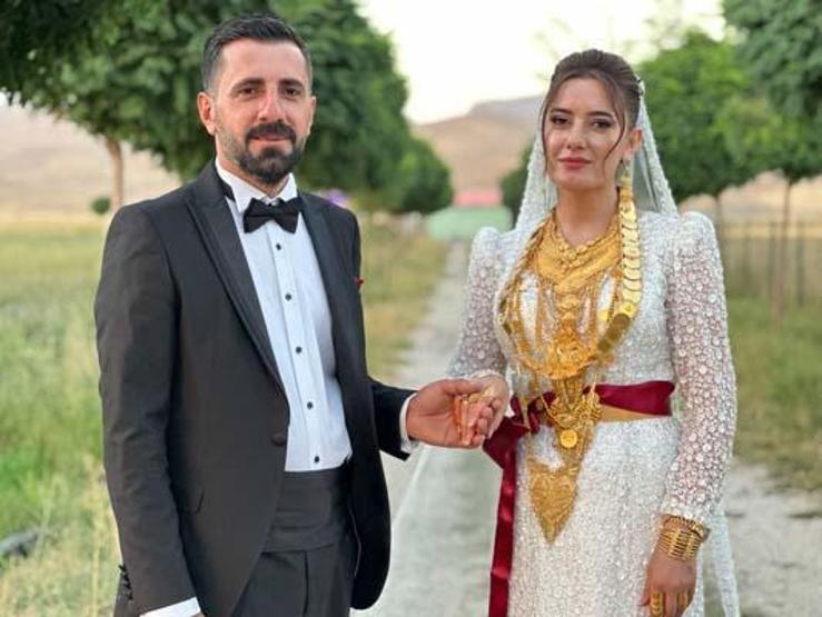 Aşiret düğünleri bildiğiniz gibi: Geline kilolarca altın, damada ise 2 milyon TL takıldı