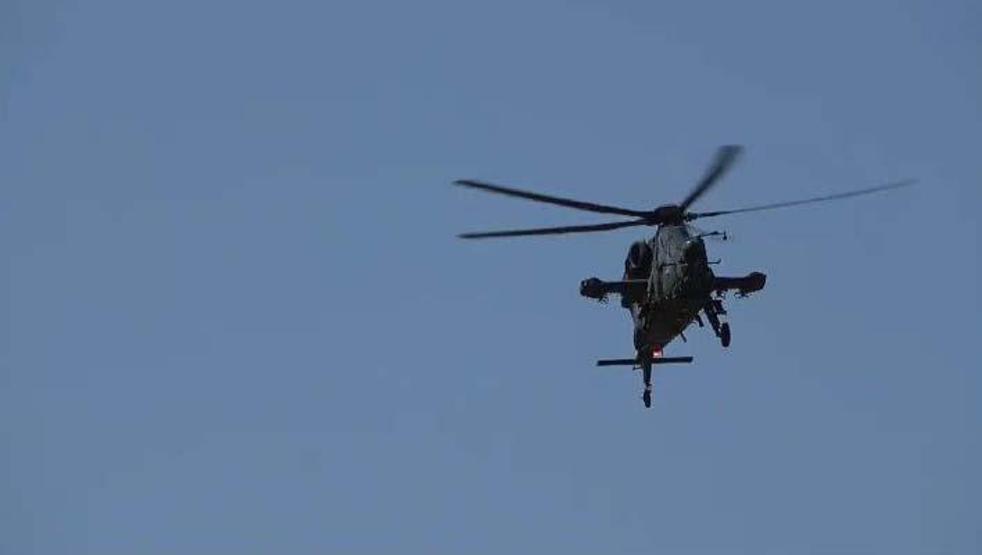 Türkiyenin ilk kadın taarruz helikopter pilotu, Diyarbakır semalarında uçtu