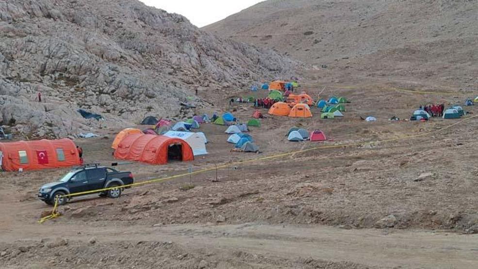 ABDli Markı 6 ülkeden ekipler elden ele taşıyor