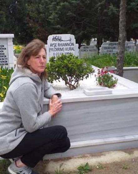 Ayşenin sır ölümü: Delil torbasındaki yırtık not dikkat çekti
