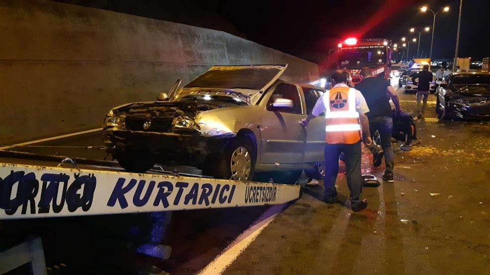 TEMde zincirleme kaza Kalbi duran bebek yeniden hayata döndürüldü