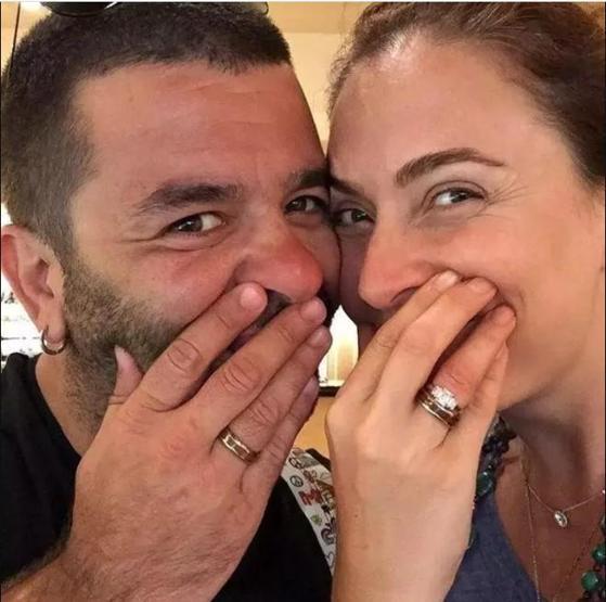 Ceyda Düvenciden dikkat çeken gönderme