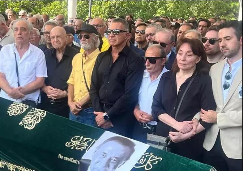 Ünlü hava durumu spikeri Gökhan Abur son yolculuğuna uğurlandı