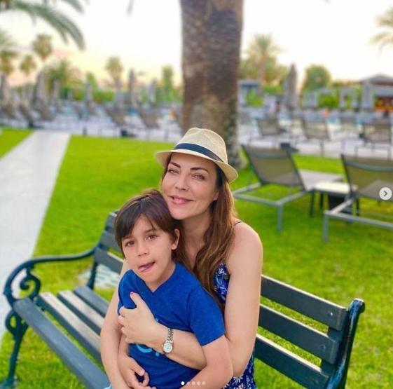 Fırat Parlaktan Burcu Kara ve çocuklarına lüks hediye Fiyatı dudak uçuklatıyor
