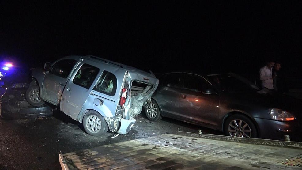 Anadolu Otoyolunda 11 aracın karıştığı zincirleme kaza: 6 yaralı