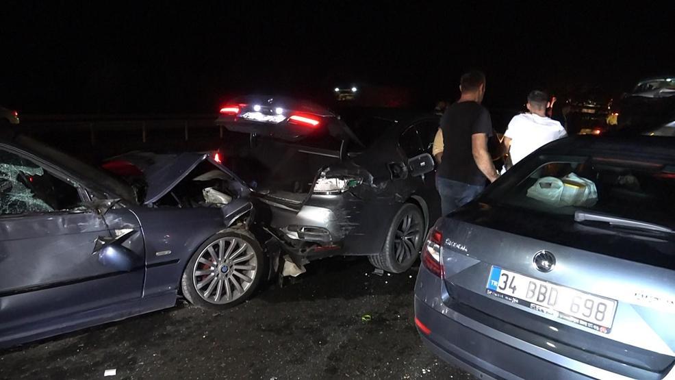 Anadolu Otoyolunda 11 aracın karıştığı zincirleme kaza: 6 yaralı