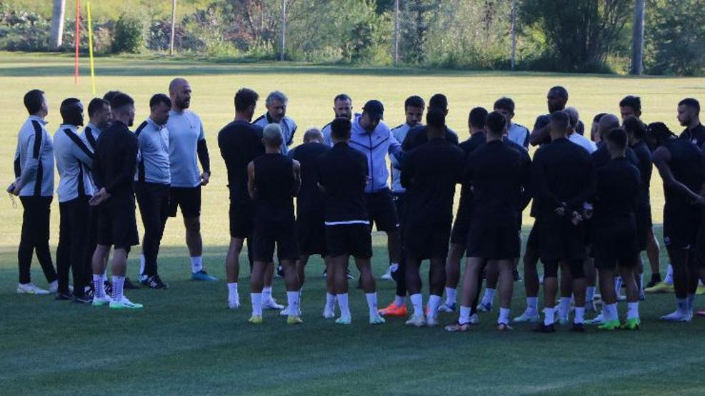 Eyüpspor 1. Ligde tarih yazıyor Arda Turan farkı...