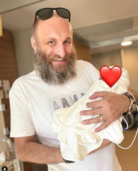 Çetin Altay ikinci kez baba oldu