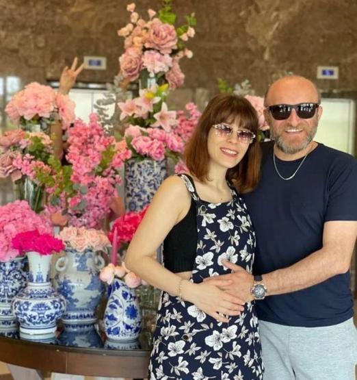 Çetin Altay ikinci kez baba oldu