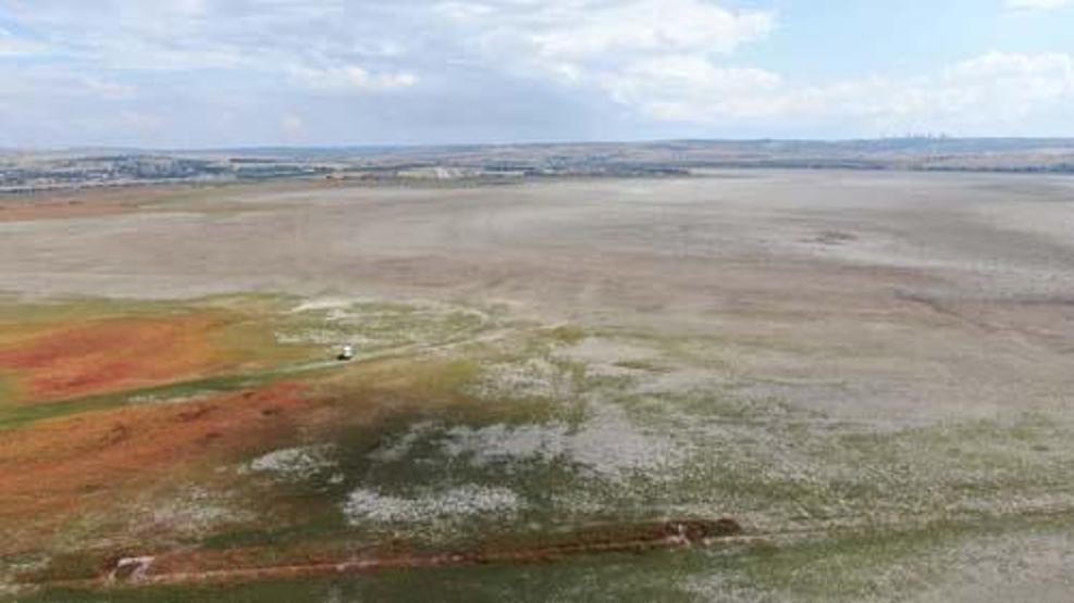 Tehlike çanları çalıyor İstanbulda barajlardaki doluluk oranı yüzde 25in altına düştü