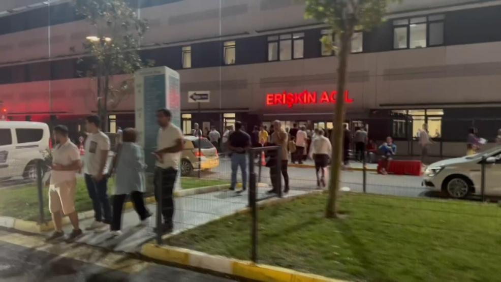 Kartalda hastane otoparkında araç yangını
