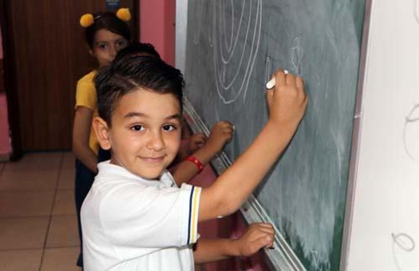 Yaşama şansı yüzde 1 deniliyordu: Küçük Deniz bugün okullu oldu