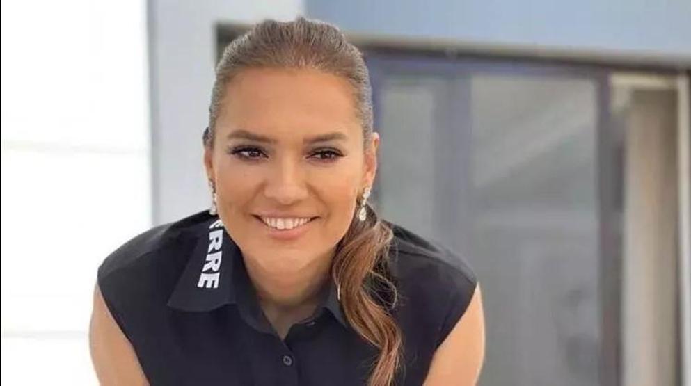 Demet Akalın ve Işın Karaca karşı karşı geldi