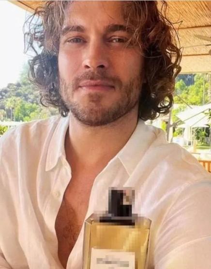Çağatay Ulusoy’un yeni imajı dikkat çekti