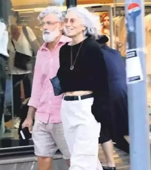 Serenay Sarıkayanın annesi ile Cansu Tosunun babası aşk yaşıyor Serpil Tosun sessizliğini bozdu