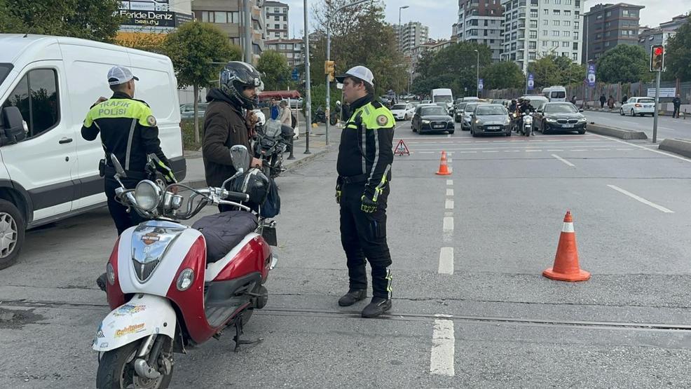Motosiklet sürücülerine yapılan denetimde ceza yağdı
