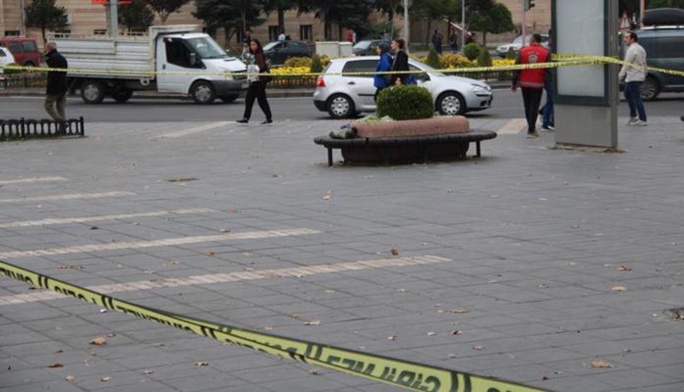 Vatandaşın bomba merakı pes dedirtti