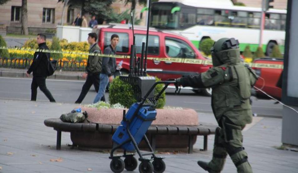 Vatandaşın bomba merakı pes dedirtti