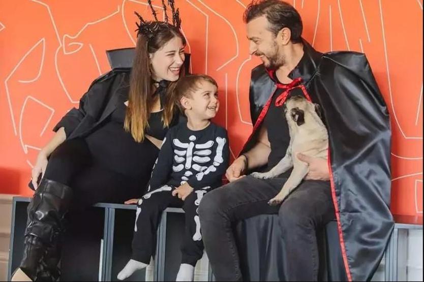 Hazal Kaya ve Ali Ataya teklif yağıyor