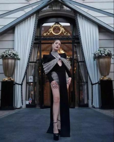 Hazal Kaya ve Ali Ataya teklif yağıyor
