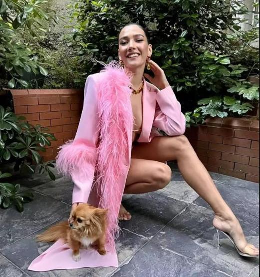 Aybüke Pusattan sosyal medya itirafı