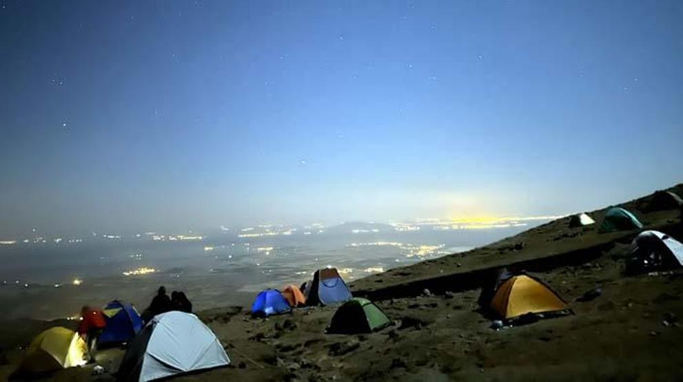 Kampçıların yeni rotası Nemrut ve Süphan Dağı Dünyanın dört bir yanından turisti ağırlıyor