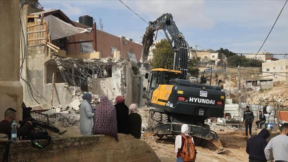 İsrail yoğun hava saldırılarını sürdürüyor