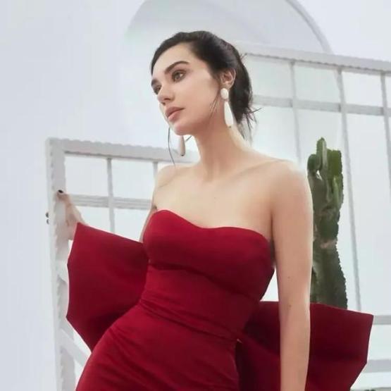 Burcu Kıratlı: Ben aşka aşık bir insanım