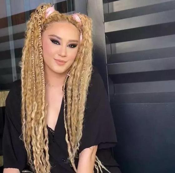 Zeynep Koçakı görenler tanıyamıyor Değişimi gündem oldu
