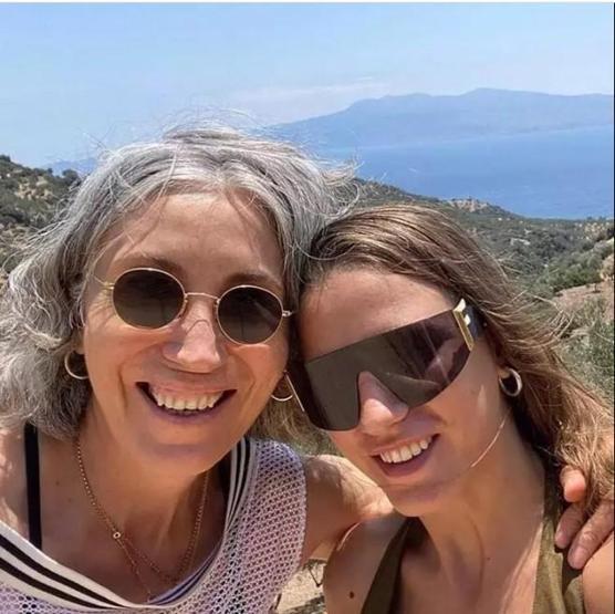 Yasak aşk yaşadıkları iddia edilmişti Ümran Seyhanın tavırları dikkat çekti