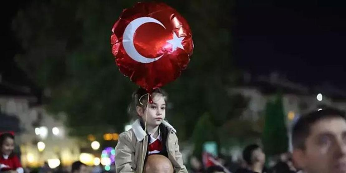 Ülkenin dört bir yanında Cumhuriyetin 100. yıl kutlamaları başladı