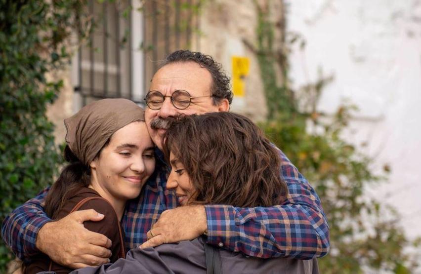 Üç Kız Kardeşin 60. bölümünde neler oldu Defnenin velayet davası damga vurdu