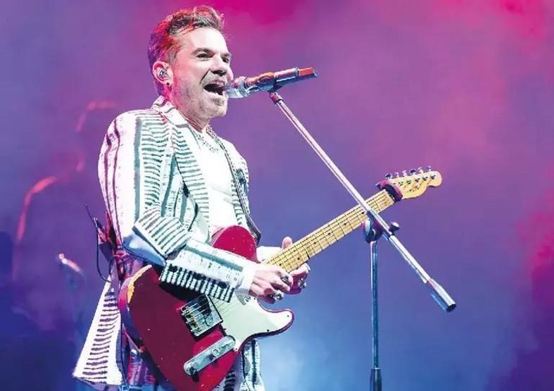 Ünlü isimlerin yılbaşı konser tarifesi belli oldu Rekor Ajda Pekkan’da