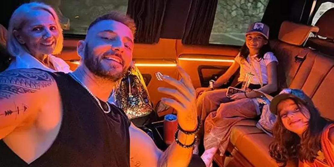 Gökhan Özenden aile pozu: Üç meleğim
