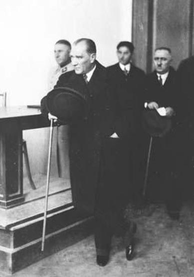 Atatürke adanmış bir ömür: Salih Bozok