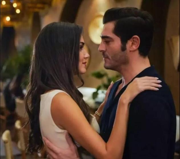 Burak Deniz eleştirilerin hedefindeki Hande Erçel hakkında konuştu
