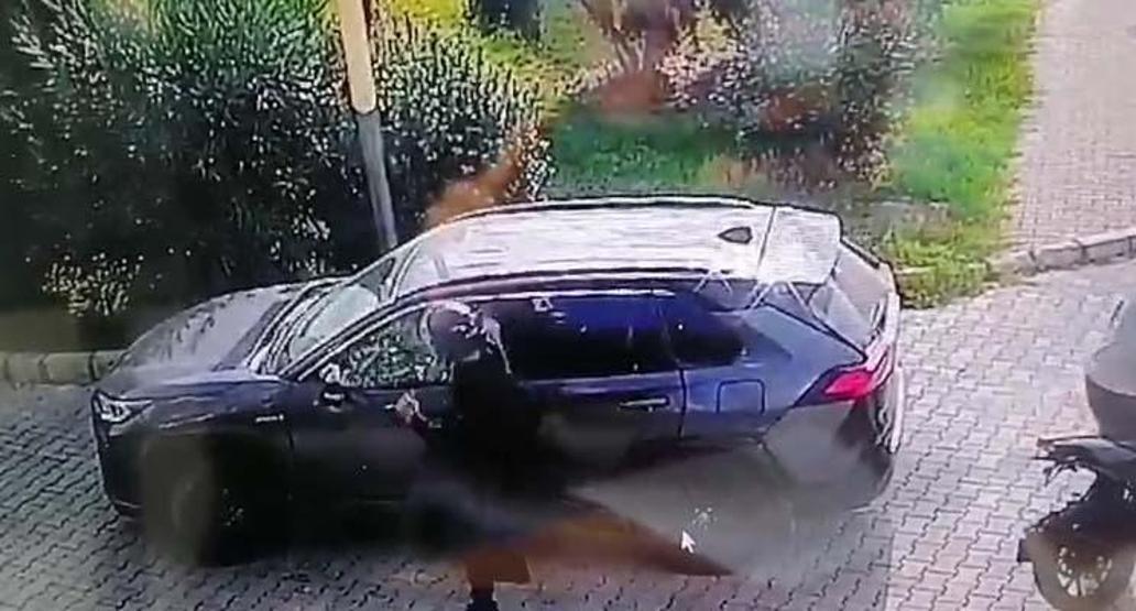 Parasını gasbeden motosikletli 2 şüpheliyi cipiyle çarparak öldürdü
