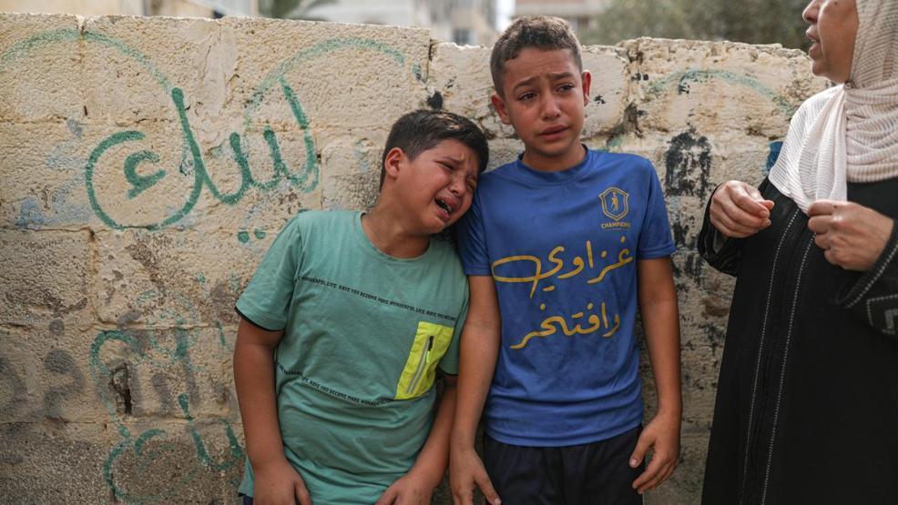 İsrail Gazzedeki hastaneleri kuşatıyor: Hareket eden her şeyi vuruyorlar